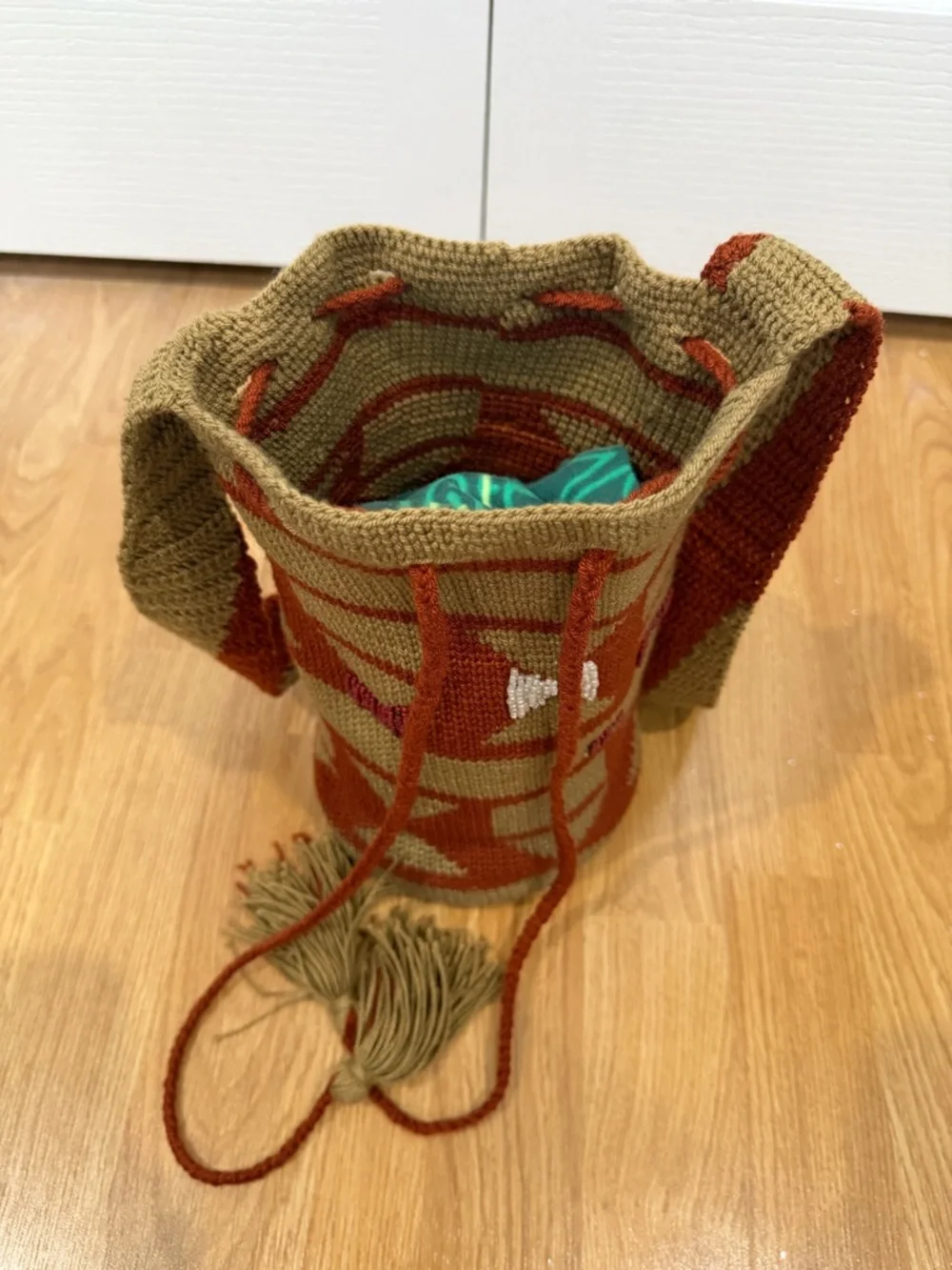 Handmade Drawstring Colombian Bag - Picture 6 of 6